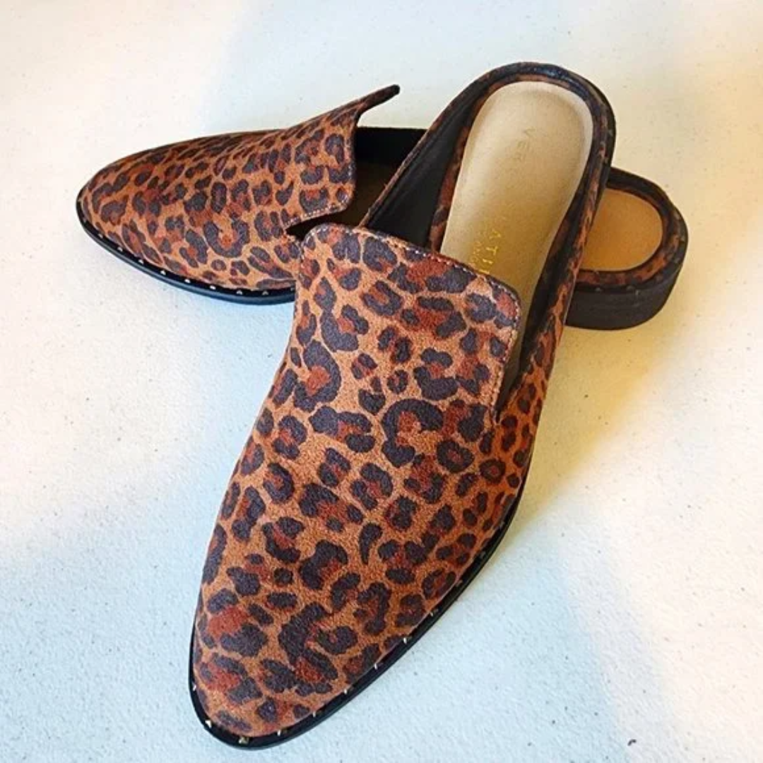 Sz. 7 Very Volatile Brand Women's Leather Mules Animal Printed Studded Accents Cushioned Foot Bed, 1"Heel, Almond Toe Man Made Soles Retail $70.00 Sz. 7