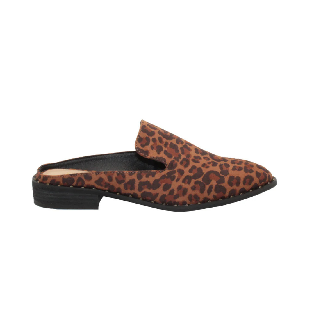Sz. 7 Very Volatile Brand Women's Leather Mules Animal Printed Studded Accents Cushioned Foot Bed, 1"Heel, Almond Toe Man Made Soles Retail $70.00 Sz. 7