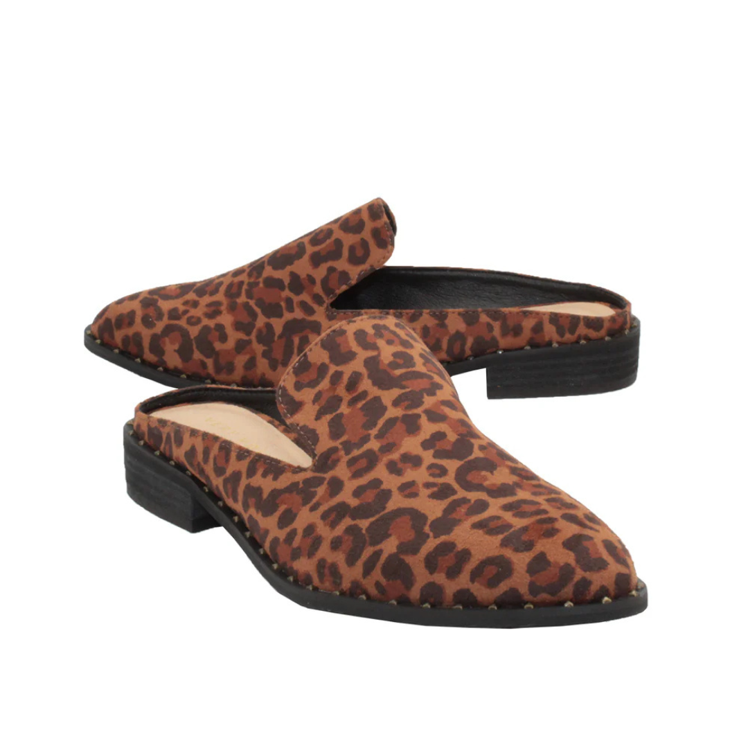 Sz. 7 Very Volatile Brand Women's Leather Mules Animal Printed Studded Accents Cushioned Foot Bed, 1"Heel, Almond Toe Man Made Soles Retail $70.00 Sz. 7
