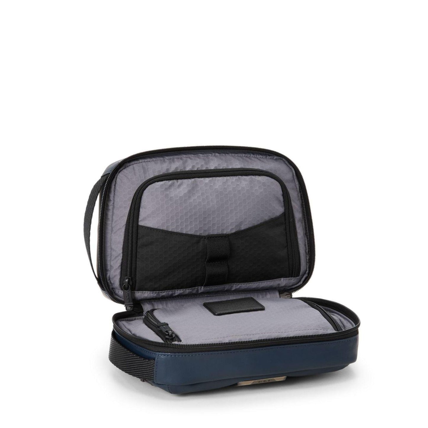 TUMI Alpha Bravo Response Travel Kit Men’s Toiletry Bag Hanging Organizer Navy Blue