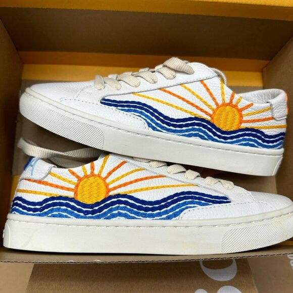 Soludos Leather Sneakers Women's Size 5.5 US Ortholite Insole Sunrise Sunset