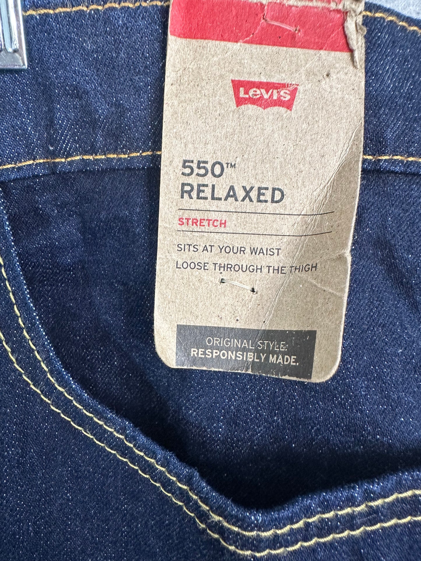 Levis Men's Big & Tall 550 Relaxed Fit Jeans Stretch Straight Leg Dark Wash Size 42x34