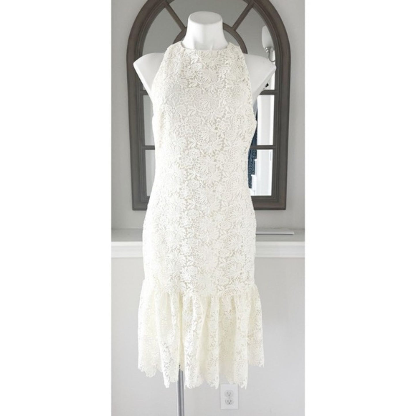 Lauren Ralph Lauren Sleeveless Lace Cocktail Dress Pale Cream Women's Size 8