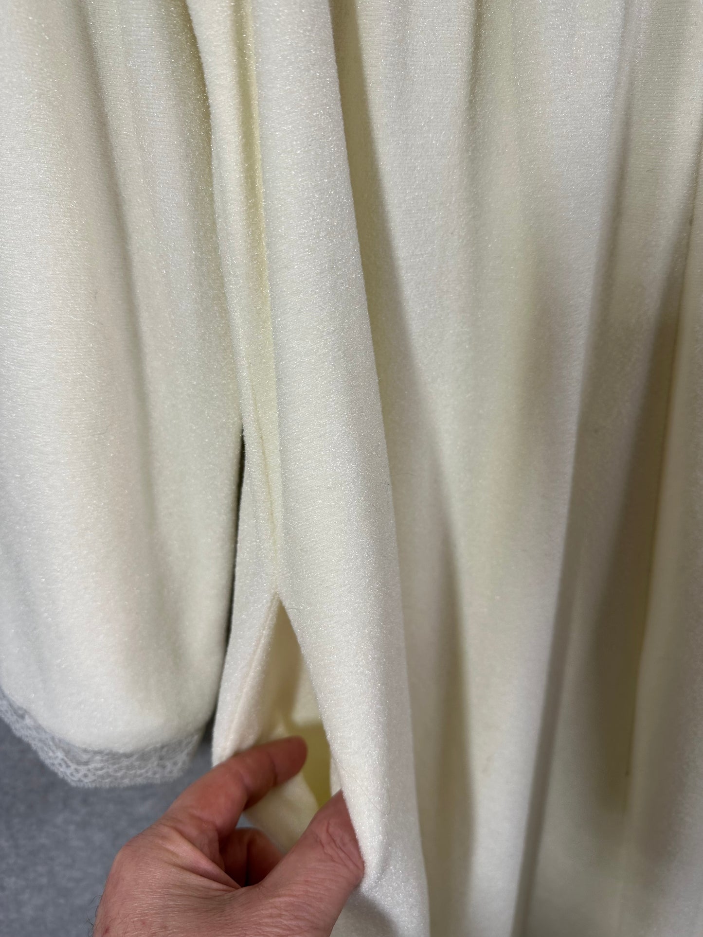 Vanity Fair Velour Chemise Gown Size Small