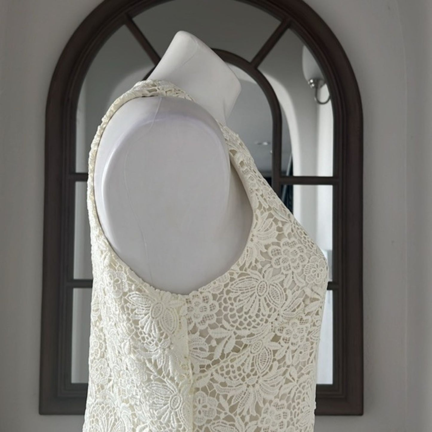 Lauren Ralph Lauren Sleeveless Lace Cocktail Dress Pale Cream Women's Size 8