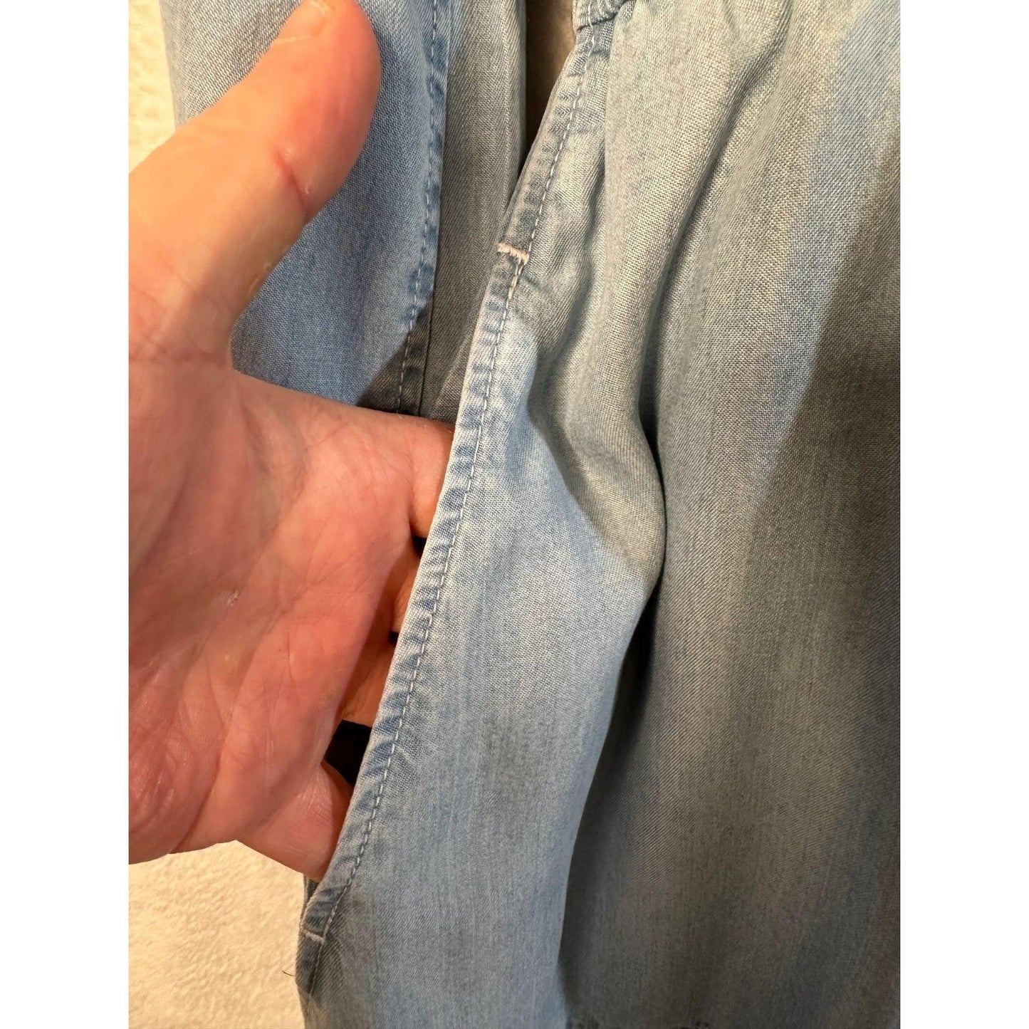 Lauren Ralph Lauren Smocked Ruffle Denim Dress Women's Size 6 Side On-Seam Pockets