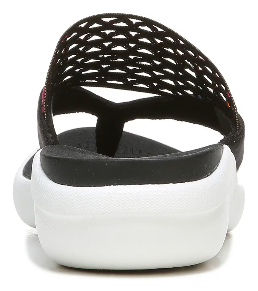 Bzees Cabana Thong Sandals Women's 7.5 WIDE Black Washable