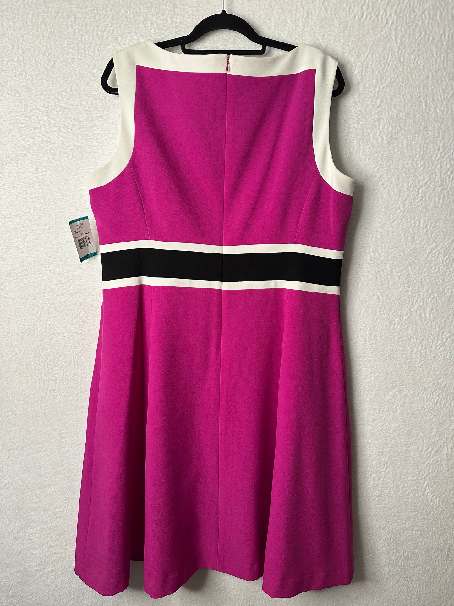 Black Label by Evan Picone Sleeveless Fit & Flare Dress Women's Size 16