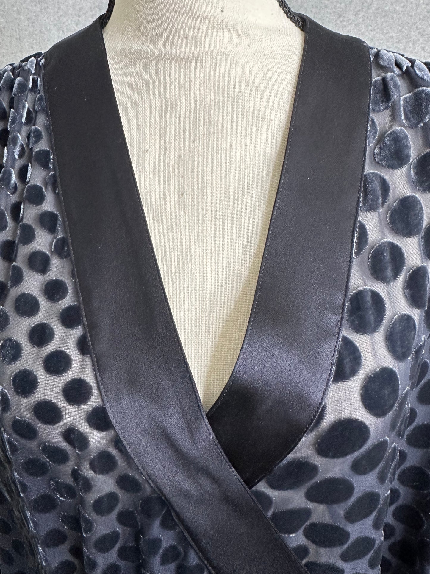 Worth New York Silk Blend Faux Wrap Semi Sheer Polka Dot Top Size Medium