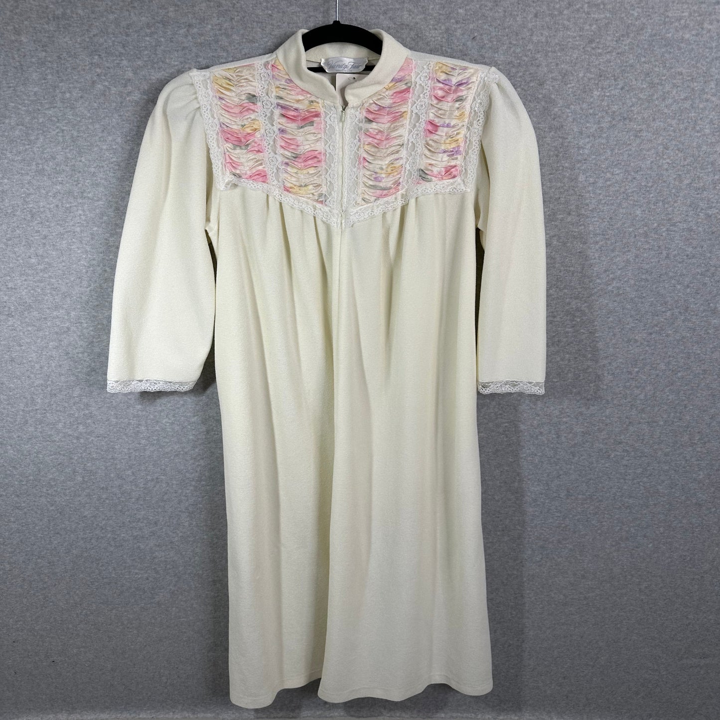 Vanity Fair Velour Chemise Gown Size Small