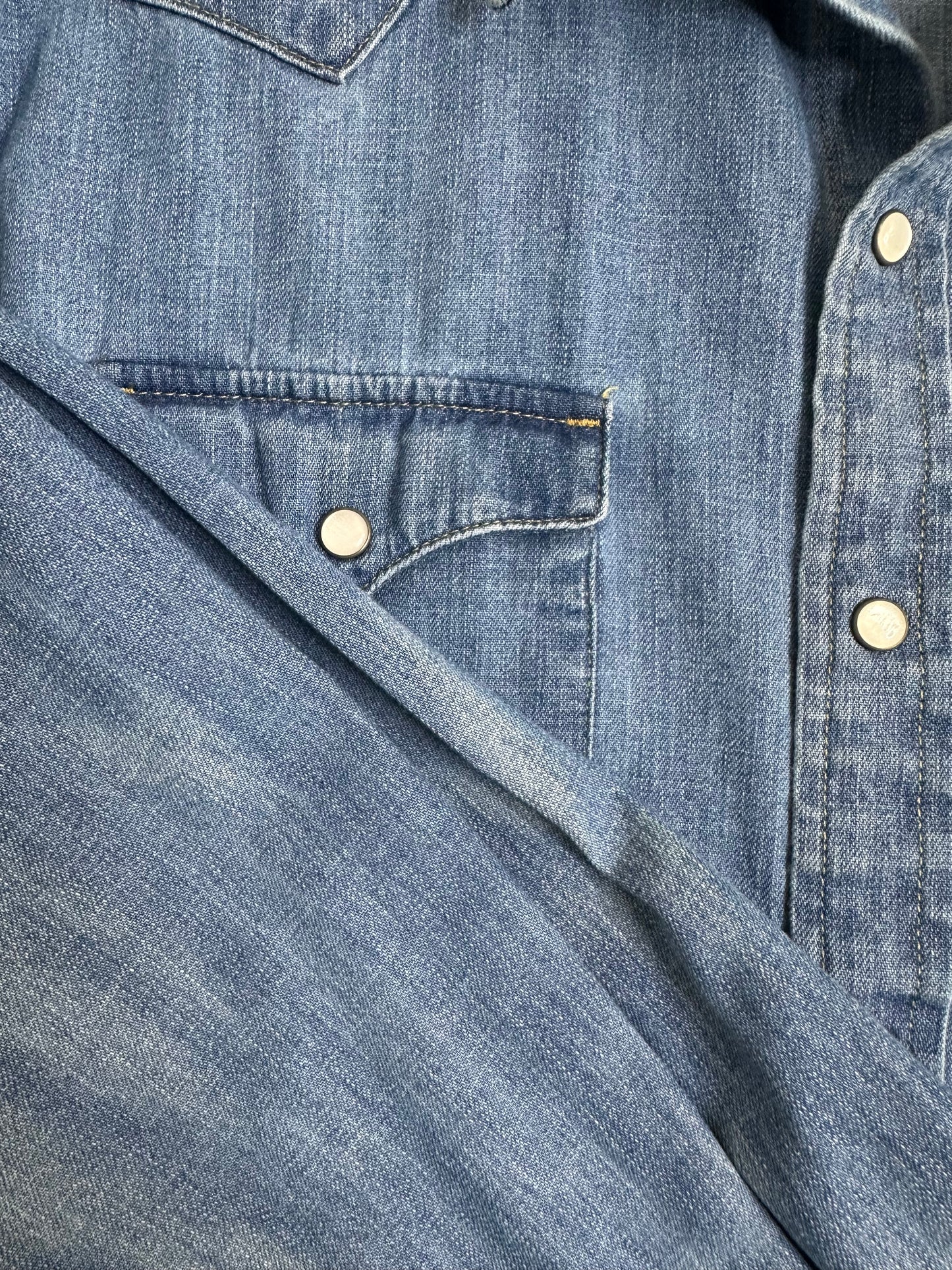 Levi's Western Medium Wash Denim Pearl Snap Button-Up Shirt Men's XXL