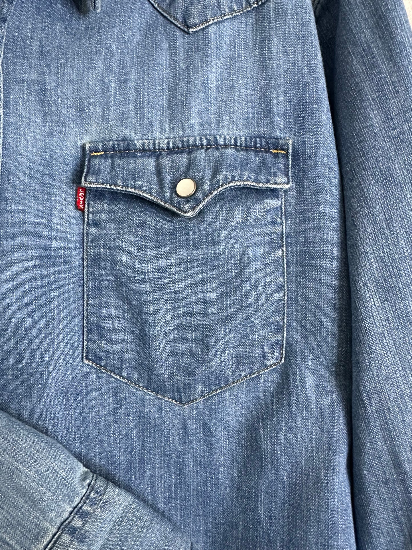 Levi's Western Medium Wash Denim Pearl Snap Button-Up Shirt Men's XXL