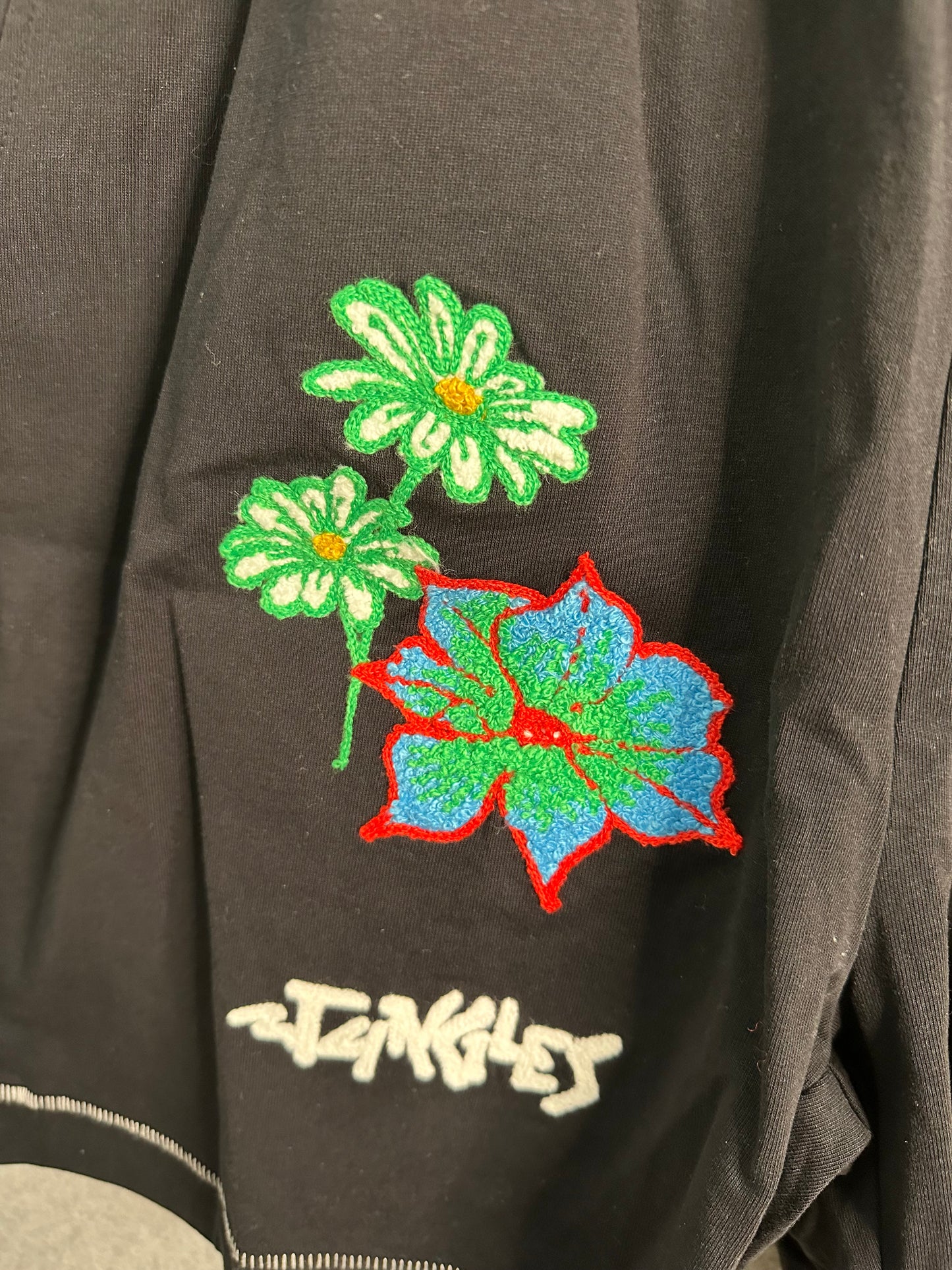 Jungles Connection Black Athletic Shorts Chenille Embroidered Logo Men's Medium