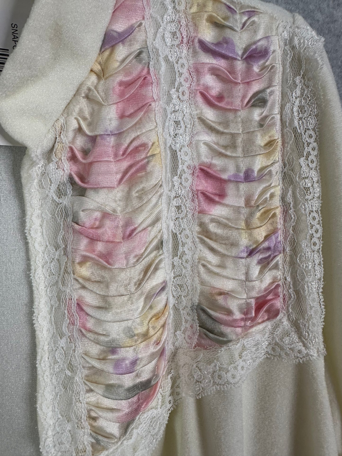 Vanity Fair Velour Chemise Gown Size Small