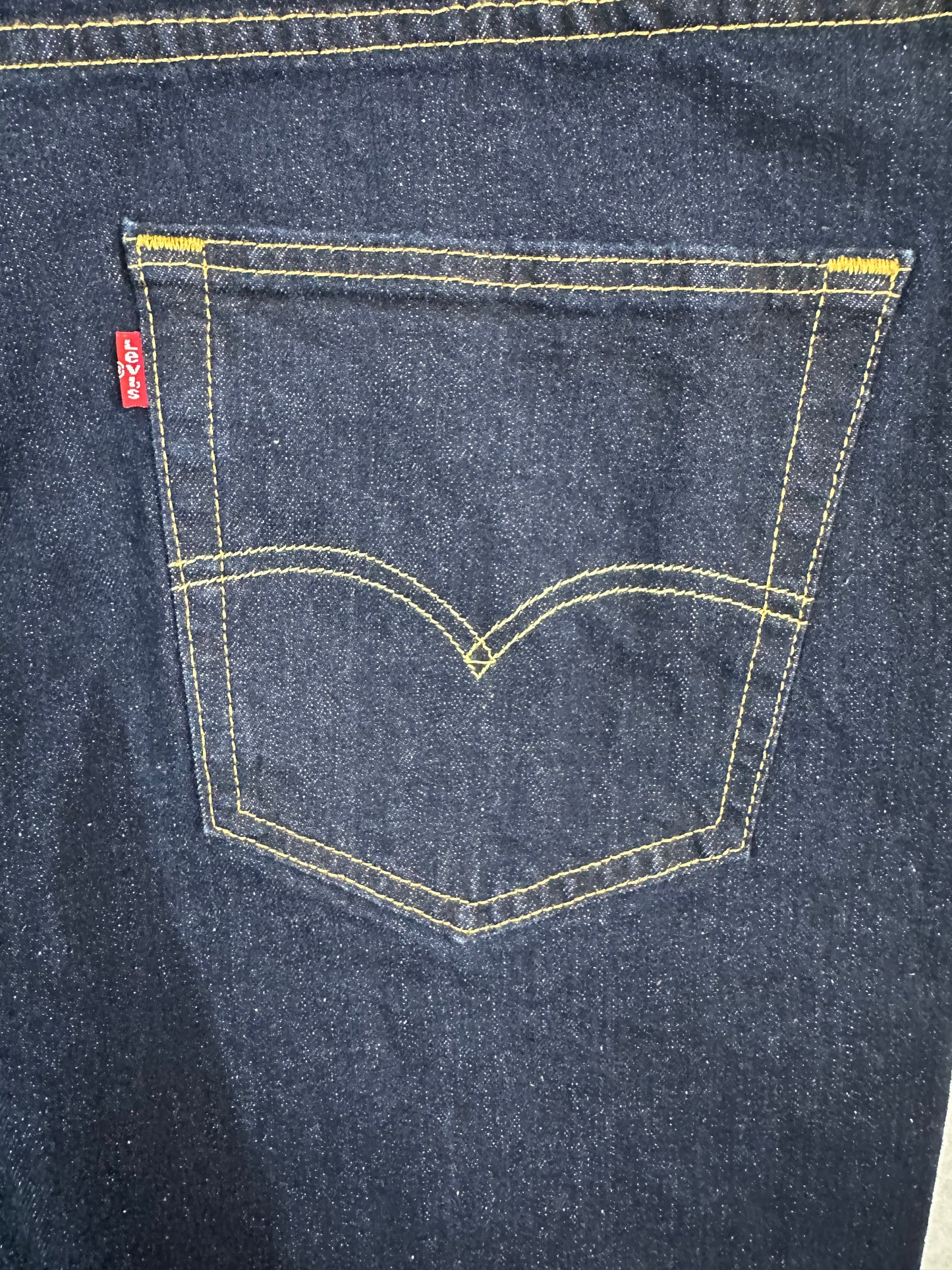 Levis Men's Big & Tall 550 Relaxed Fit Jeans Stretch Straight Leg Dark Wash Size 42x34