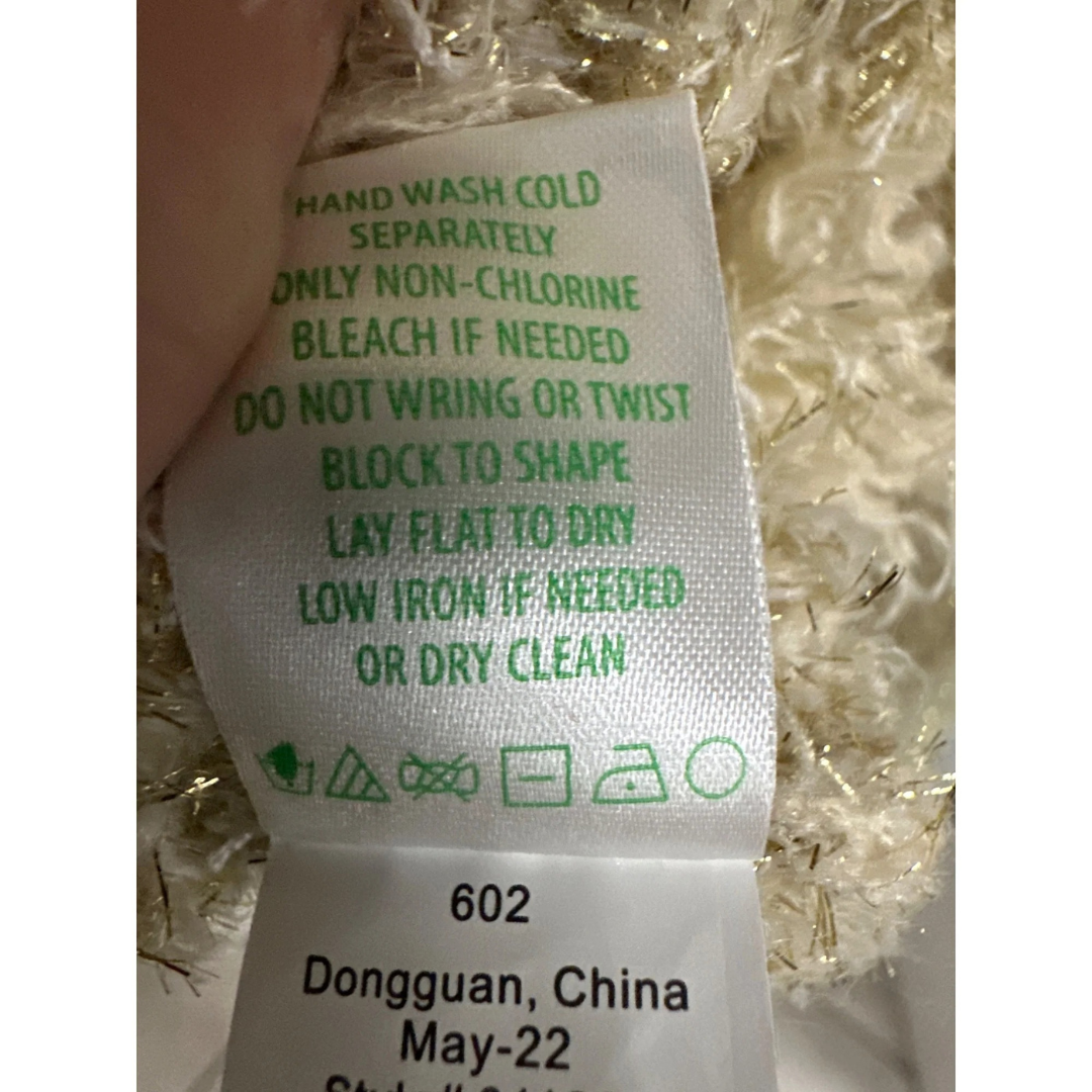 Clothing label with care instructions 