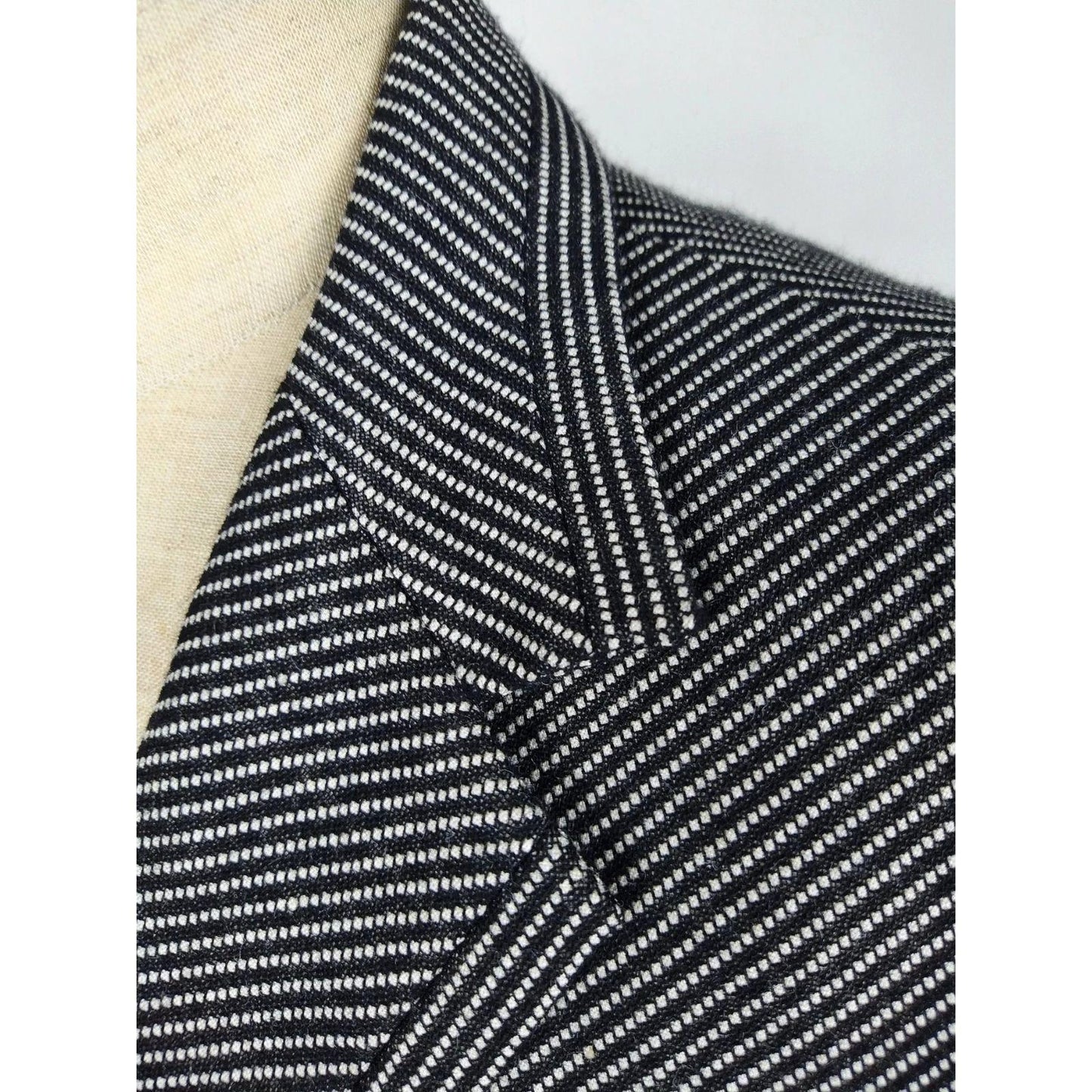 Max Mara Blazer Women's Size 12 Silk Wool Blend Black White Pink Cupro Lining