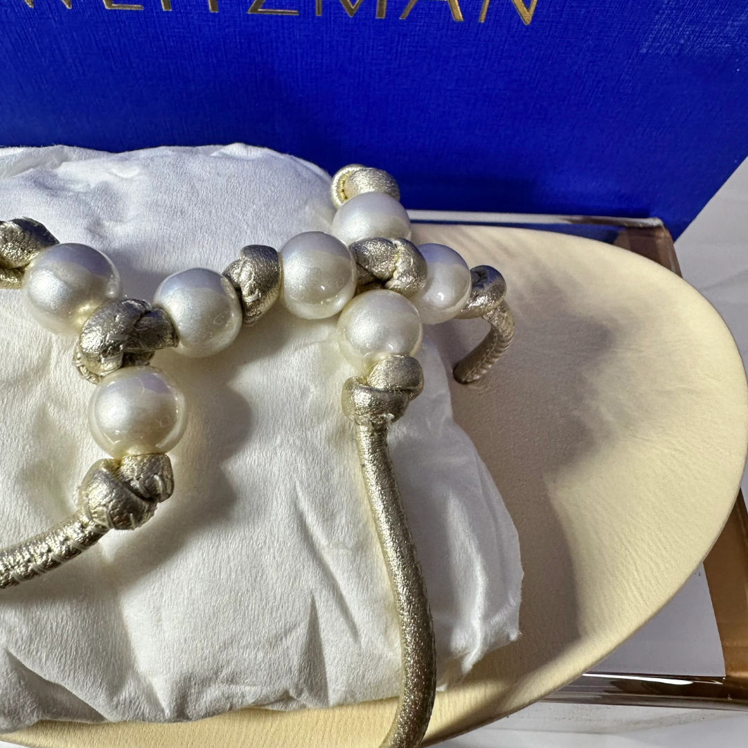 Stuart Weitzman Women's Pearl Knot Demi Wedge Thong Sandals Size 9