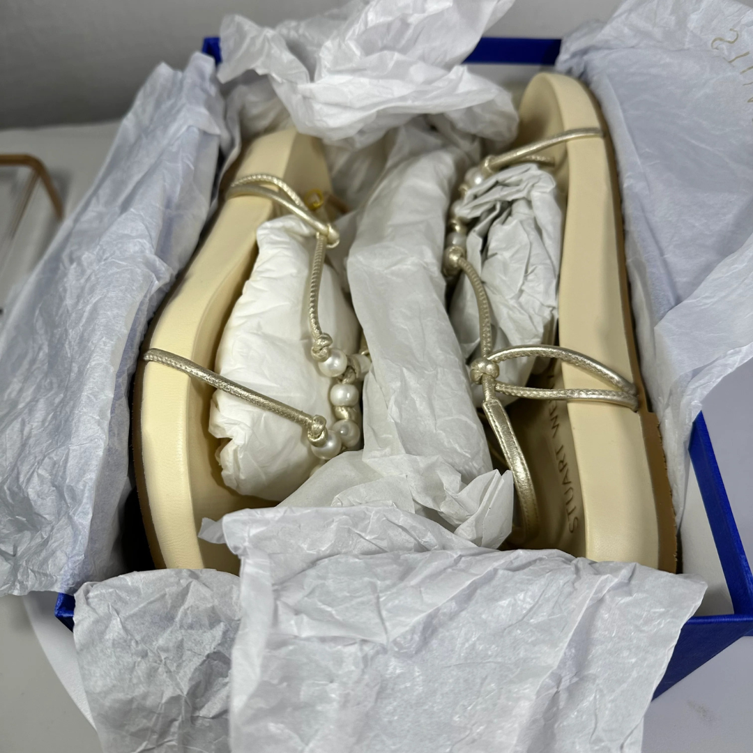 Stuart Weitzman Women's Pearl Knot Demi Wedge Thong Sandals Size 9