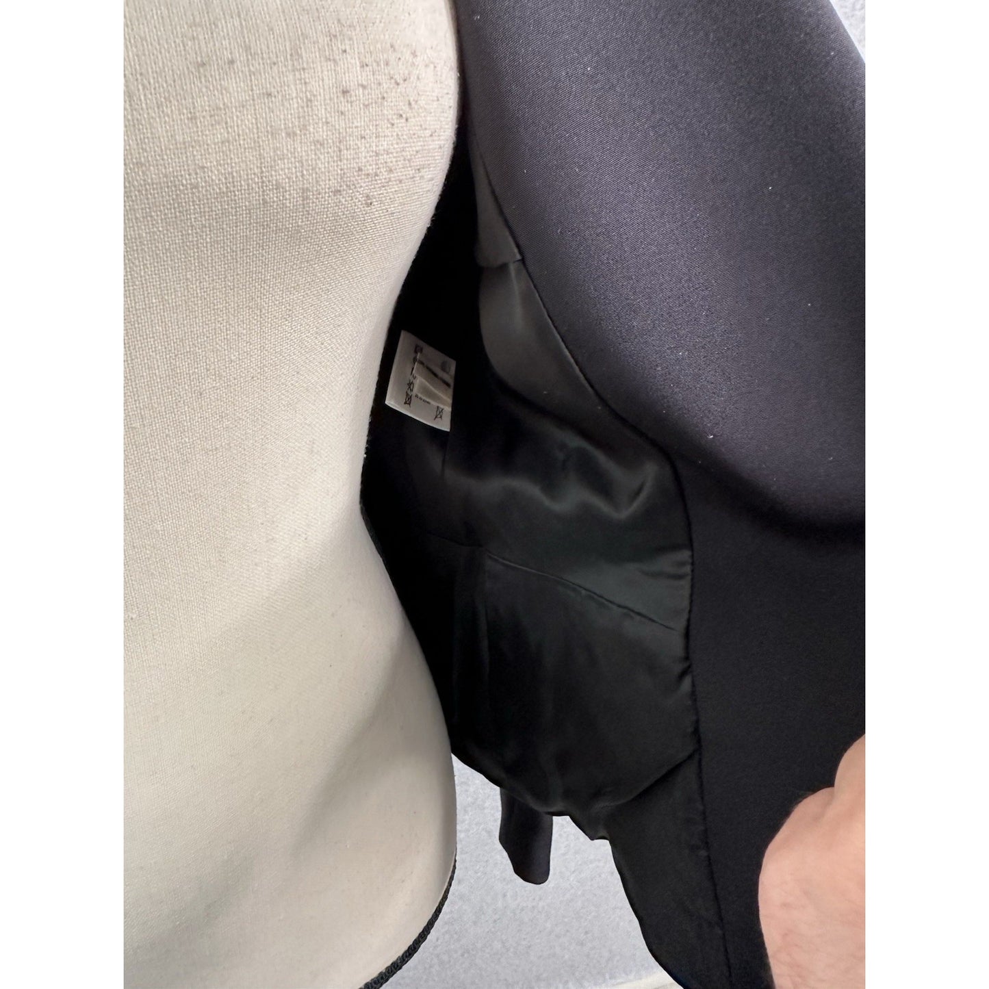 Escada Silk Blazer Black Tuxedo Jacket Jeweled Brooch Button Closure Fitted Waist Size EU 34 US 4