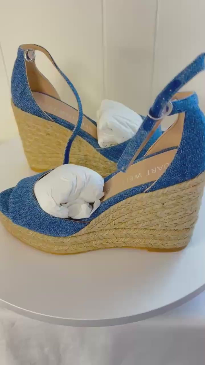 Stuart Weitzman Nudistcurve Wedge Espadrille Sandals video and description